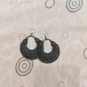 Yellow Embroidered Kurta with free jhumkas