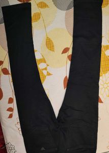Black Skinny Jeans