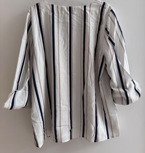 Striped Blouse - Chic &amp; Versatile