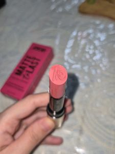 Nykaa Matte To Last Lipstick