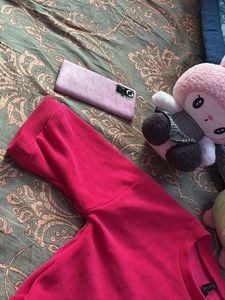 pink ribbed pocket crop tee