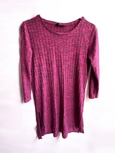 Maroon colour woman, max T-shirt