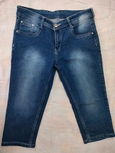 Capri Jeans