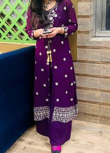 Beautiful Purple Wedding Outfit