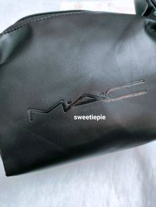 MAC Travel Pouch