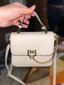 Off White Sling Bag 💼