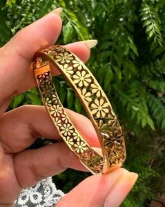 Anti Tarnish Floral Bangle Bracelet