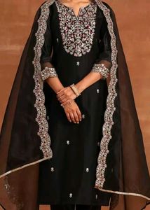 Black Embroidered Salwar Kameez