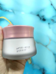 Pond&#39;s Bright Beauty Creme