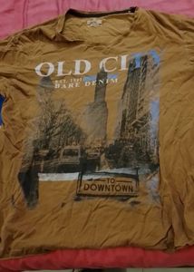 hi I want to sell thus brand t shirt