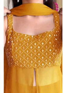 Elegant Yellow Ethnic Gown