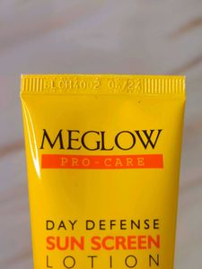 Meglow Day Defence Sunscreen Lotion