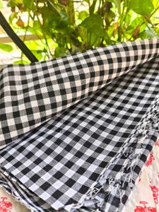 Black And White Check Blouse Piece 1.1 Mt
