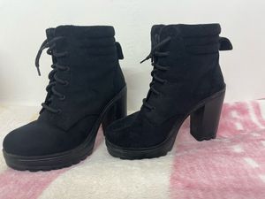 Black Heeled Boots