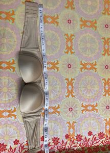 Amante Multiway Strapless Bra With Detatchable Str