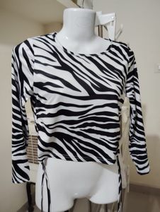 Size M- Zebra Print Long Sleeve Top
