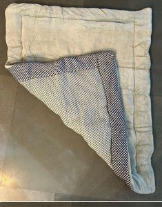 Velvet Knitted Pet Blanket - Blue &amp; Sea Green