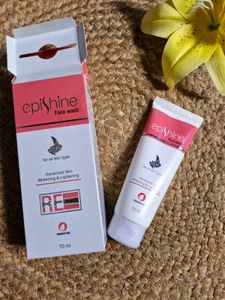 Epishine Skin Lightning Face Wash