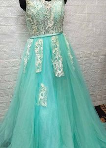 Elegant Turquoise Gown For M To L Size