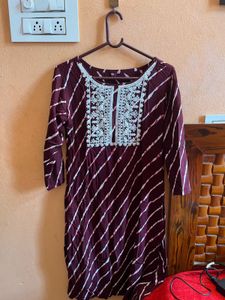 Striped Maroon &amp; White Kurta