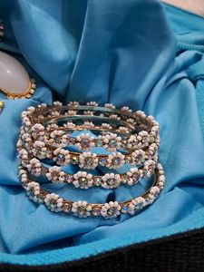 Earings and Bangle Jewellery Set