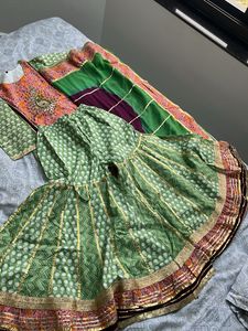 Kruti Pants And Dupatta Set 🫶🏻