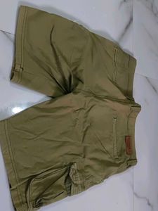 Short Cargo Pants