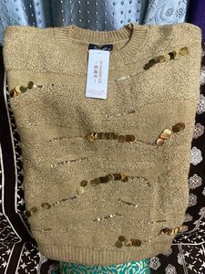 Cute Sweater With Bling✨