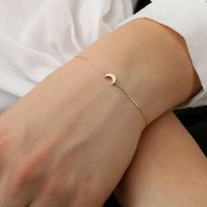 Moon Bracelet🤍🖇️