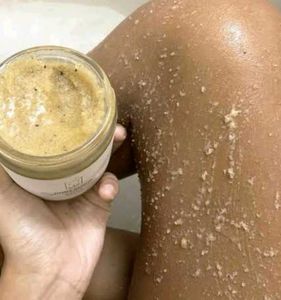 Caffiene Detan Body Scrub 400 Gm.