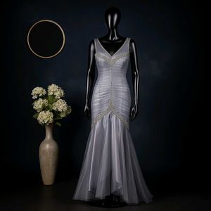 Sale 🎉🎊Elegant Grey Ethnic Gown