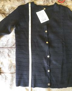 Beautiful Black Woolen Sweater Dress Top Cardigan