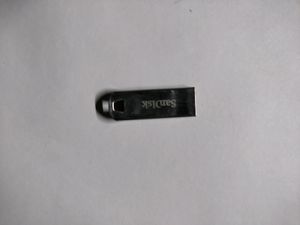 SanDisk 64gb pendrive