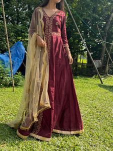 Elegant Maroon Kurta Set