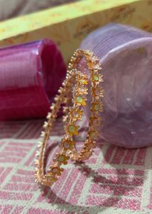 Floral Bangle Set