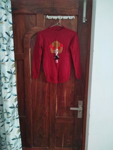 sweatshirt