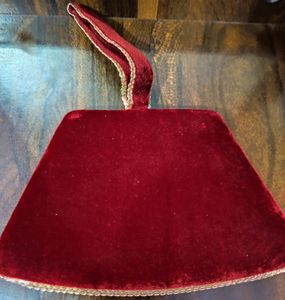 Charlotte Tillbury Velvet Potli