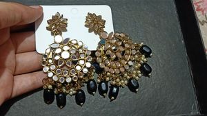 Rs 30 Off Del Like New Black Earrings❤️