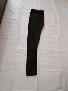 Kurti Legins Set