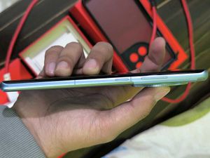 Oneplus 12R Under 5 Month Warranty Period
