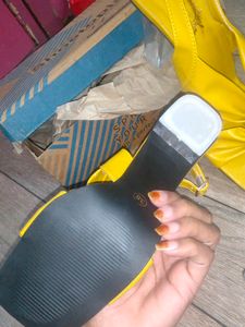 Branded Heels 👠