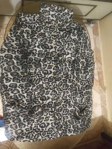 Tops (EACH PRICE 180)