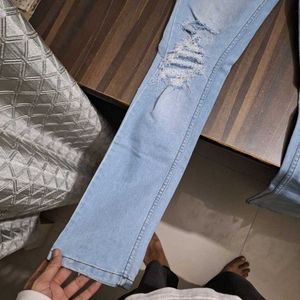 Light Blue Damaged Stylish Look Jeans For Men
