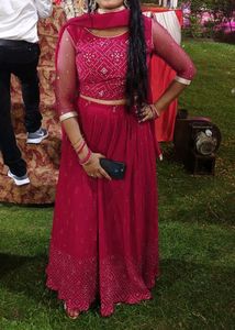 Lahnga Chunni Crop Top
