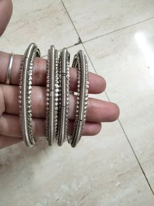Metal Bangle Set