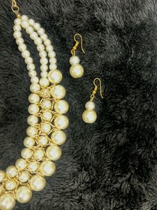 Pearl Layered Jewellery Set