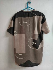 Graphic Print T-Shirt