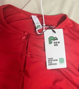 Bow red Solid Round Neck Fitted Top