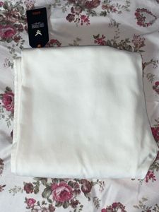 women’s white jeans