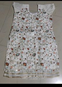Combo Of One Kurti And Four Suit